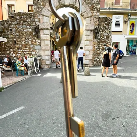 Panoramic Center דירה טאורמינה